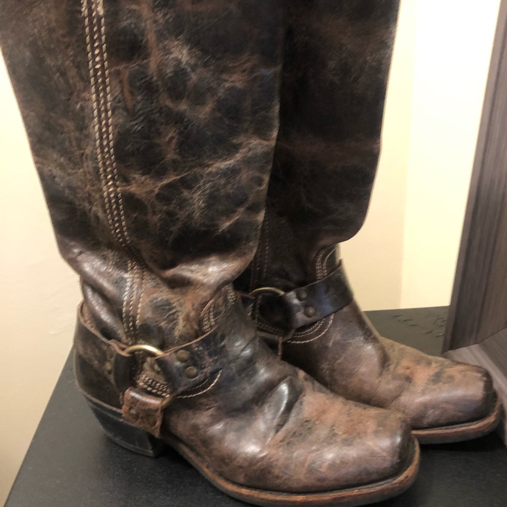 Frye boots. Distressed Ladies Motorcycle boots